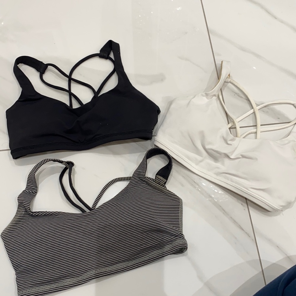 Lululemon sports bras